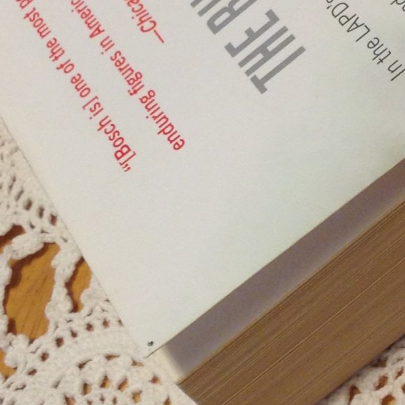 3 for $10 book sale! Murder Mystery - The burning room, Connelly - Picture 7 of 7